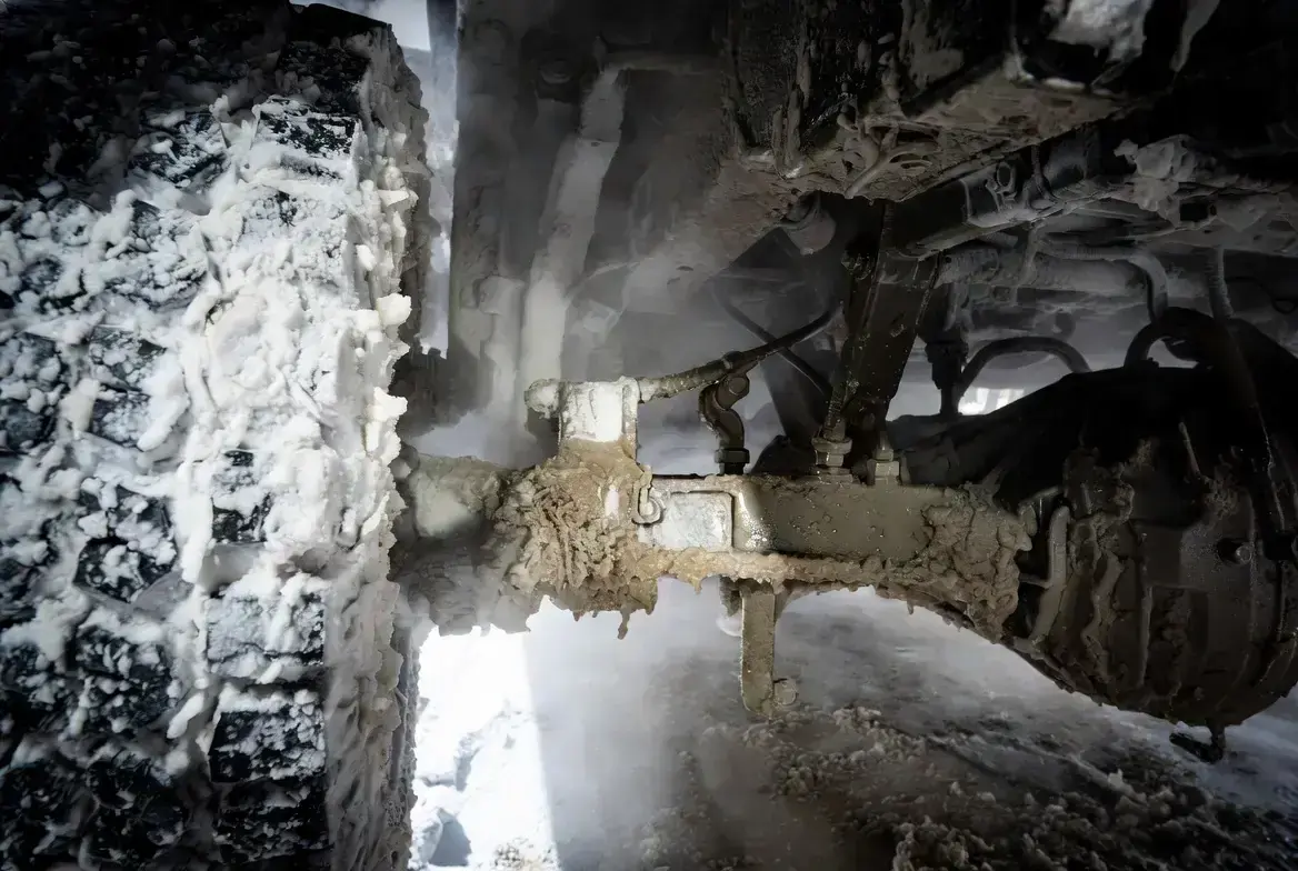 RV undercarriage steam cleaning